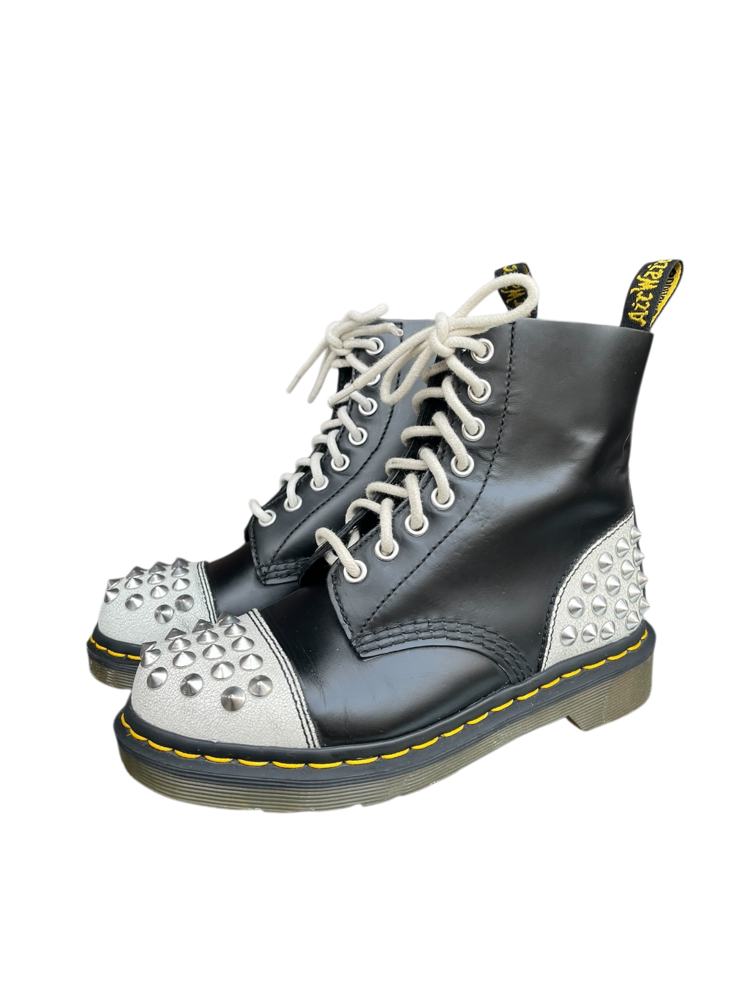 Dr. Martens Dai limited edition