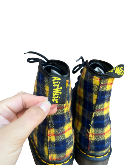 Dr. Martens 1460 MIE Tartan wool