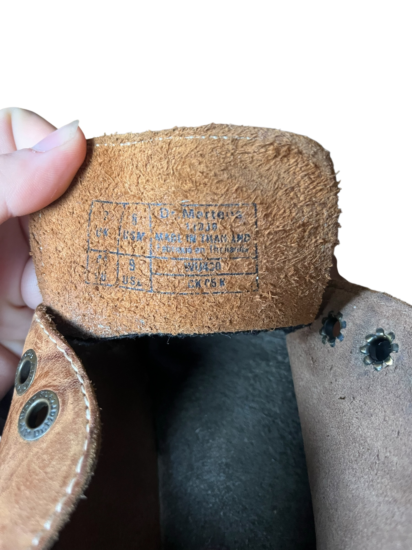 Dr. Martens 11038 Vintage chukka boots