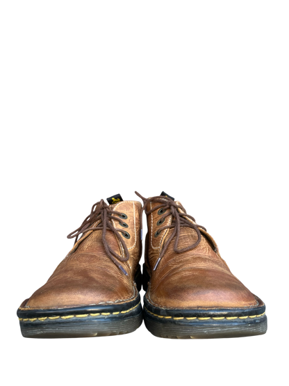 Dr. Martens 11038 Vintage chukka boots