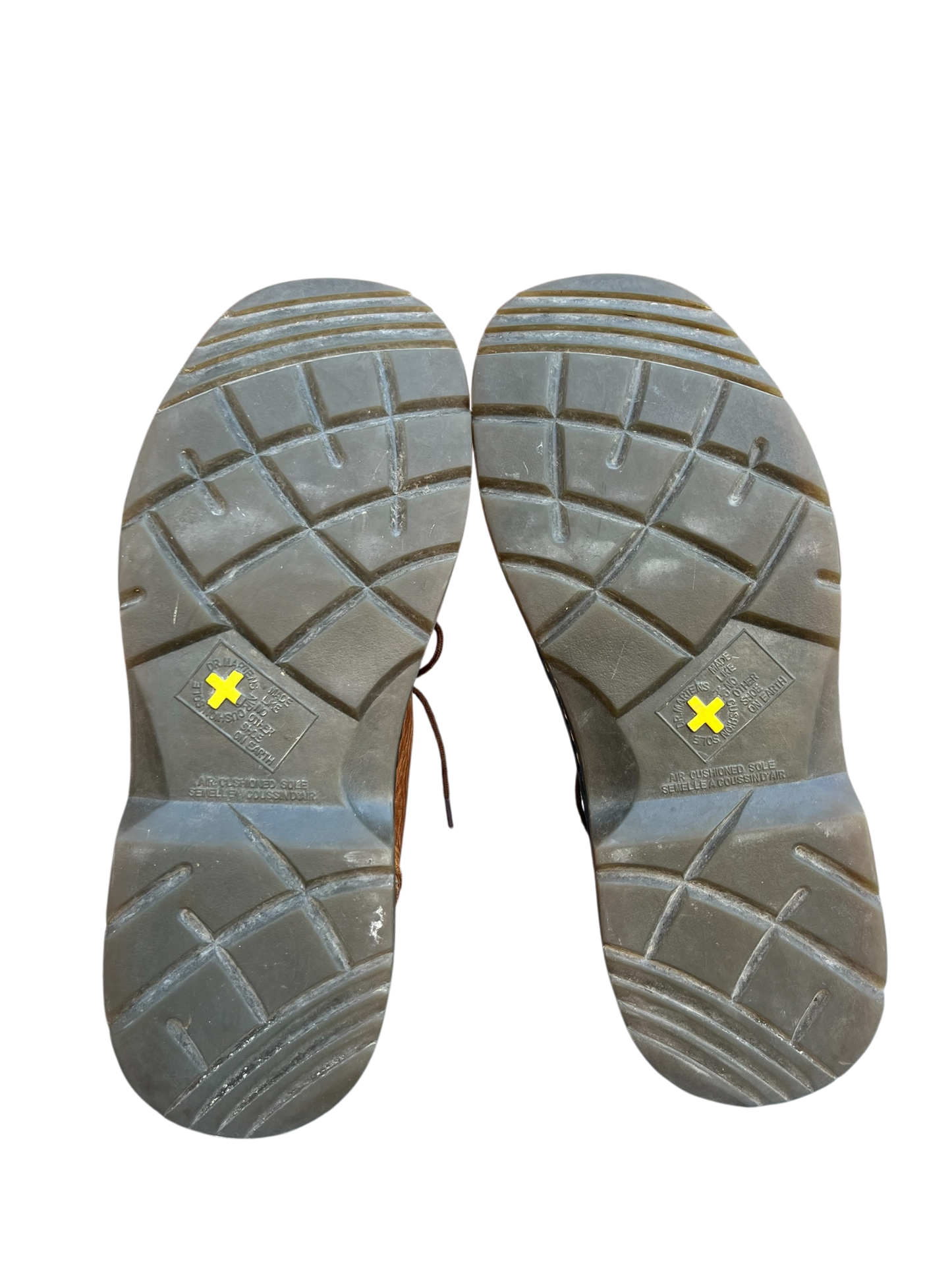 Dr. Martens 11038 Vintage chukka boots