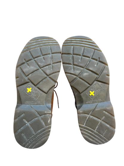 Dr. Martens 11038 Vintage chukka boots