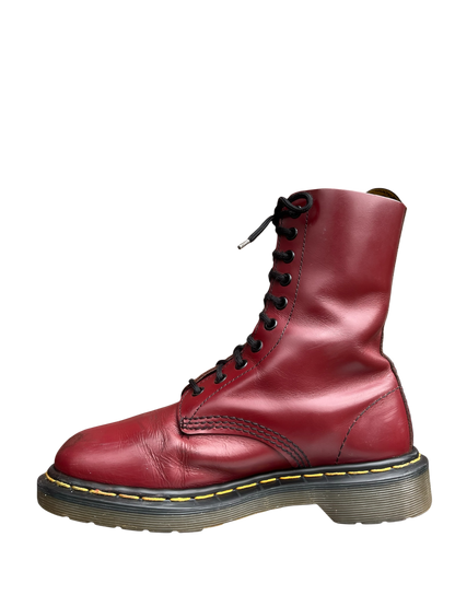 Dr. Martens 1490 MIE Cherry red boots