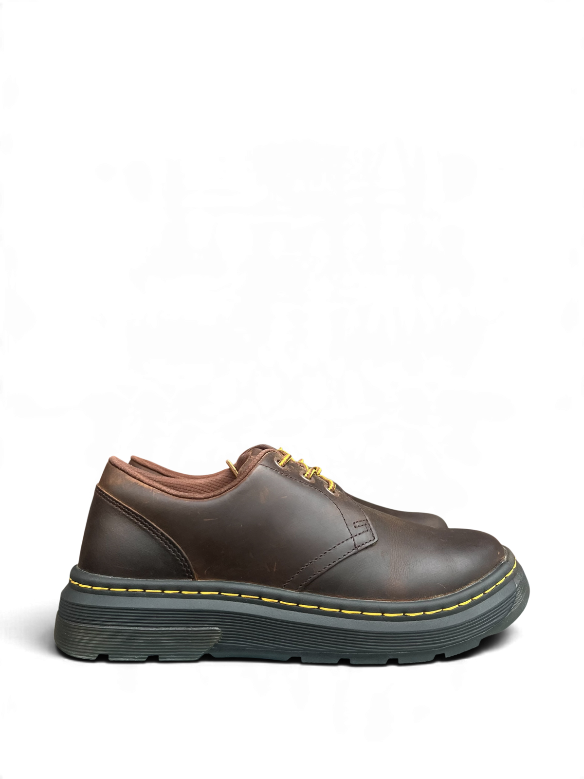 Dr. Martens Crewson Lo Crazy horse shoes