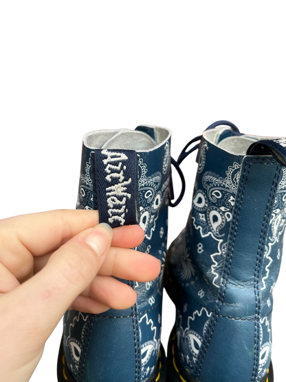 Dr. Martens 1460 Pascal Bandana