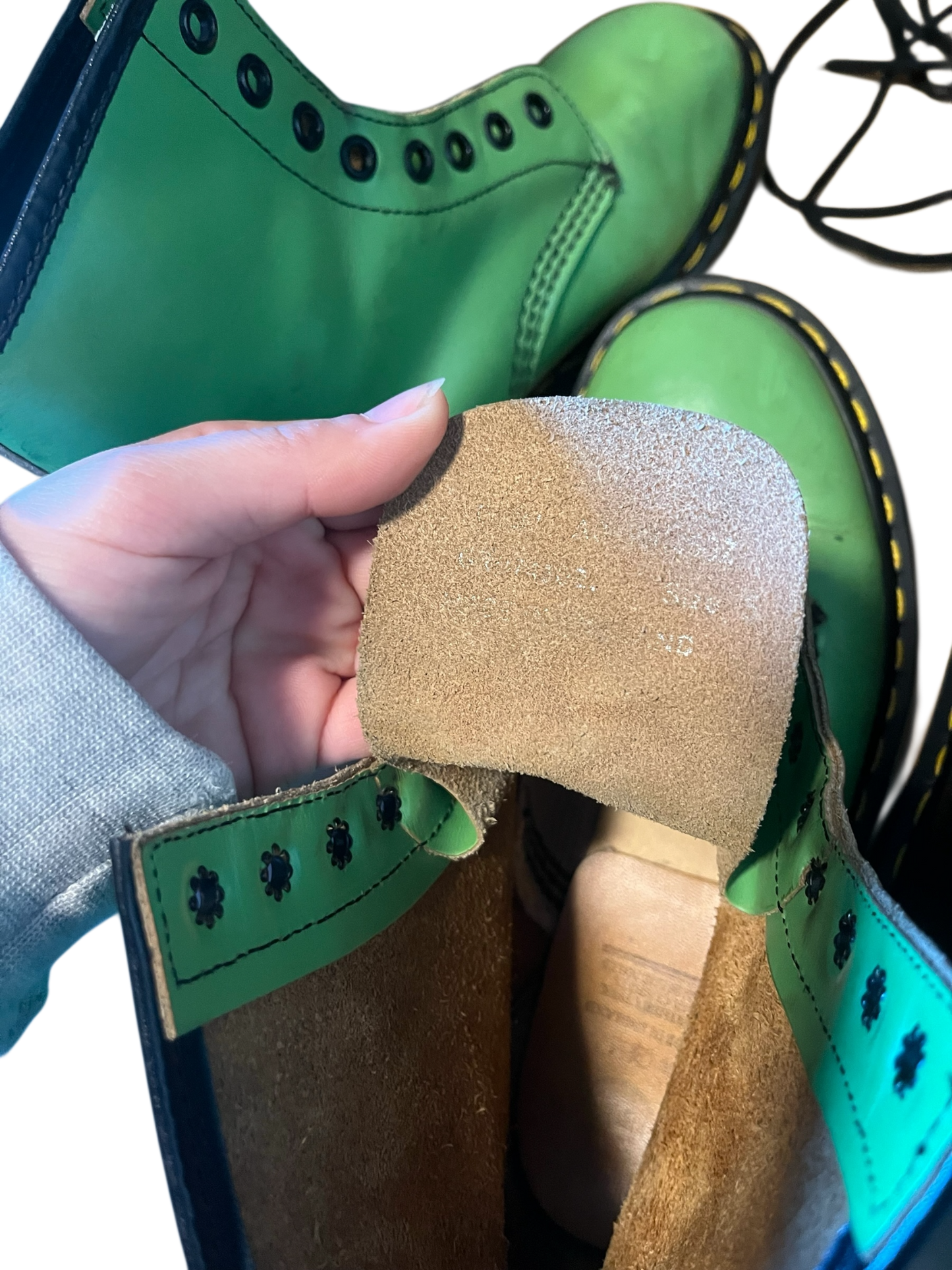 Dr. Martens 1460 MIE Appelgroen