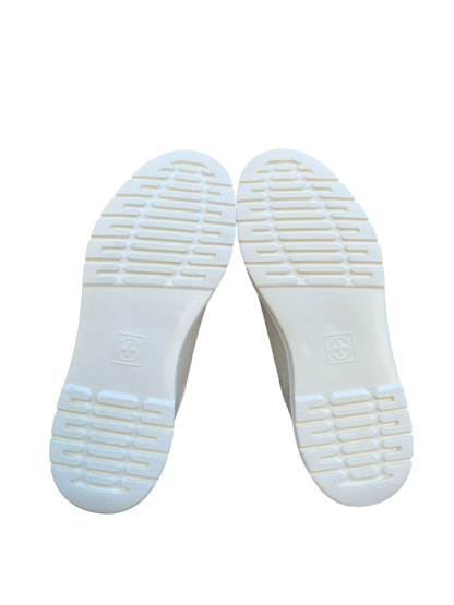 Dr. Martens Brooklyn 6 eye sneaker