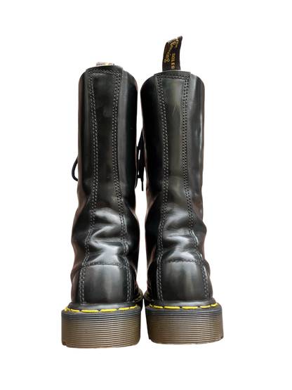 Dr. Martens MIE 14-Eye mid calf commando sole boots