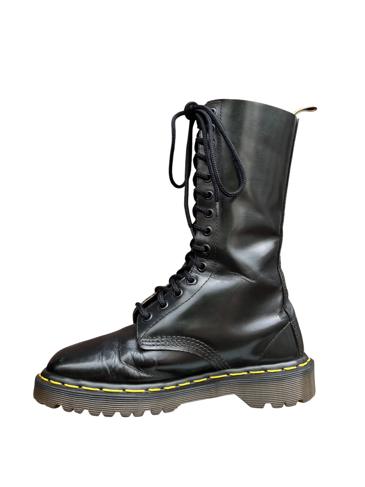 Dr. Martens MIE 14-Eye mid calf commando sole boots