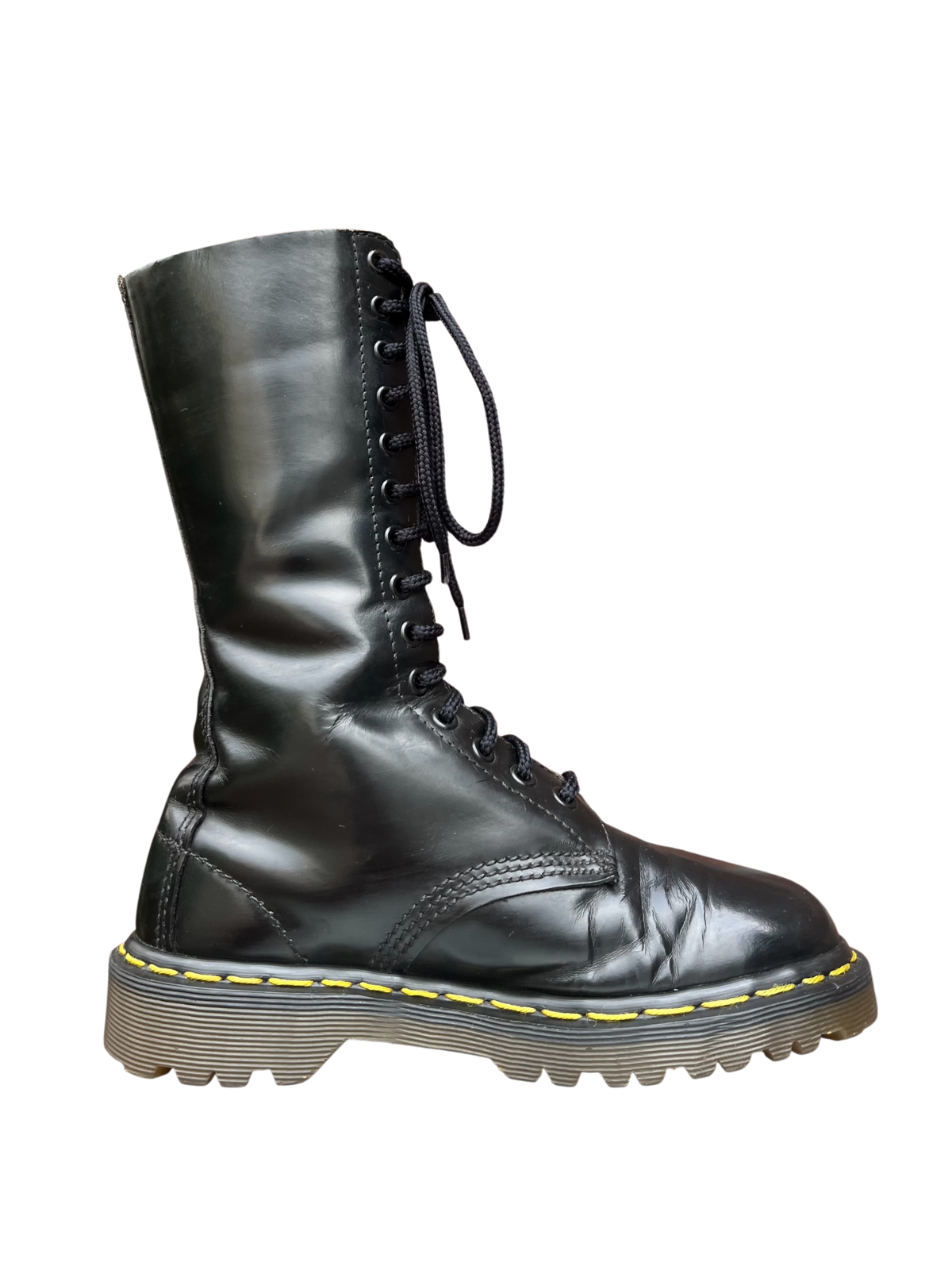 Dr. Martens MIE 14-Eye mid calf commando sole boots