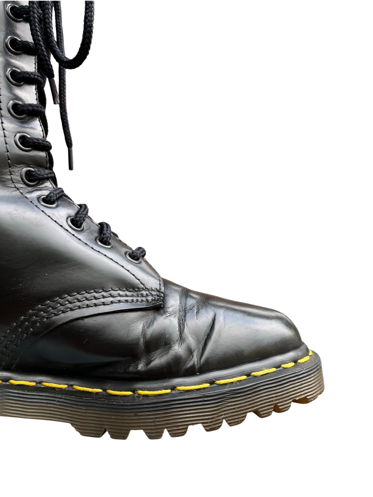 Dr. Martens MIE 14-Eye mid calf commando sole boots