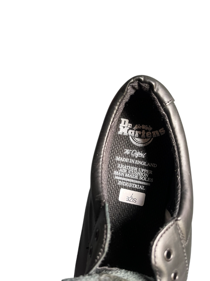 Dr. Martens 2215 MIE Steel toe shoes