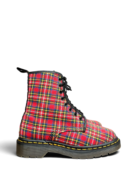 Dr. Martens 1460 MIE Tartan canvas boots
