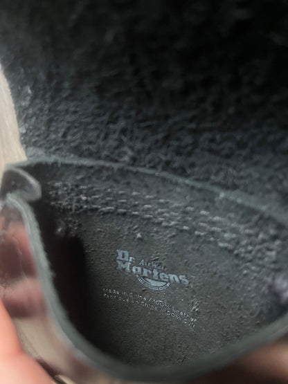 Dr. Martens Fringe coin holder zwart