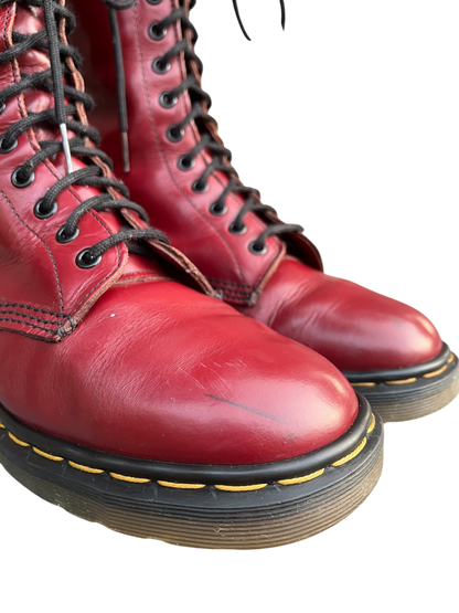 Dr. Martens 1914 MIE Mid calf cherry red