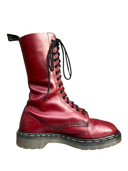 Dr. Martens 1914 MIE Mid calf cherry red