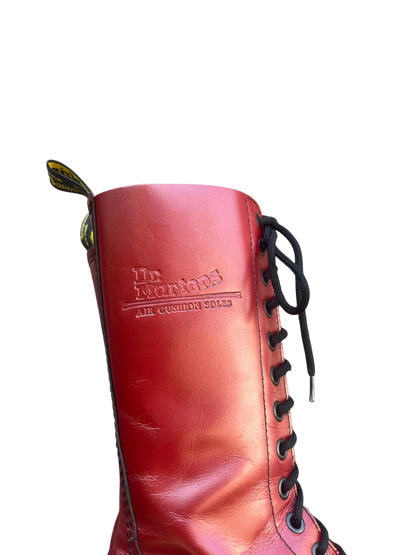 Dr. Martens 1914 MIE Mid calf cherry red