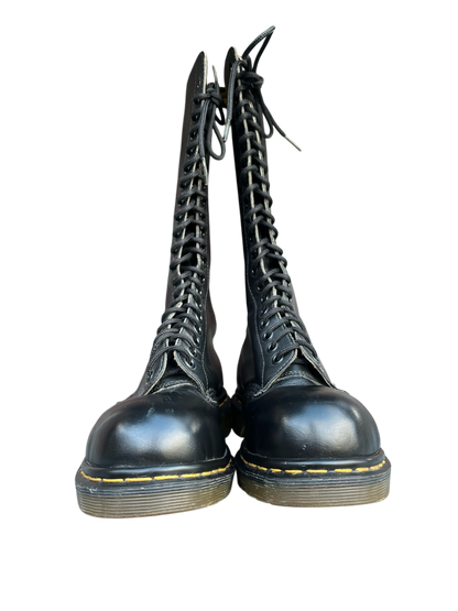 Dr. Martens 1942 MIE steel toe