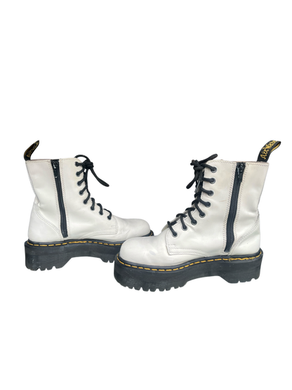 Dr. Martens Jadon