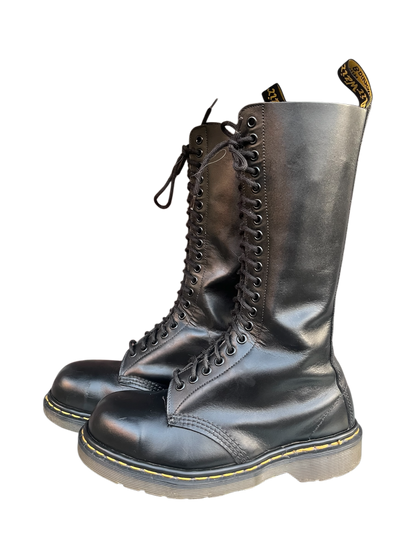 Dr. Martens 1942 MIE steel toe