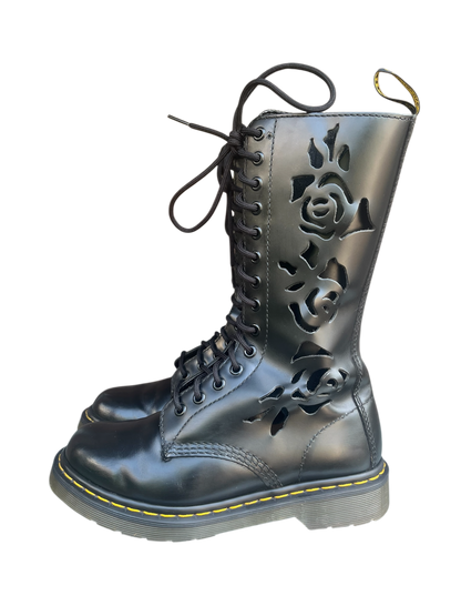 Dr. Martens Rosie cut-out mid calf boots