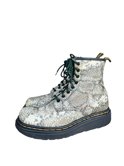 Dr. Martens 9442 MIE Snake