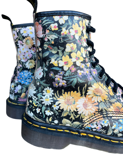 Dr. Martens 1460 MIE Sienna miller