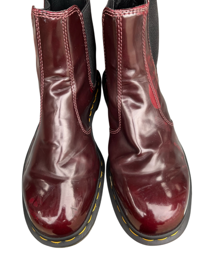 Dr. Martens 2976 Vegan chelsea rub off