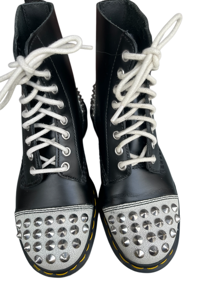 Dr. Martens Dai limited edition