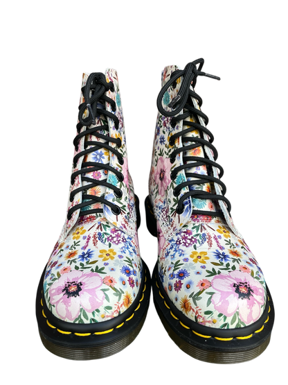 Dr. Martens 1460 Pascal Wanderlust