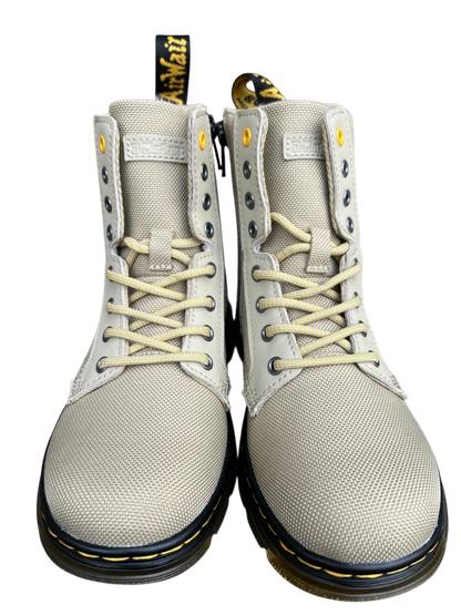 Dr. Martens Combs J pale olive