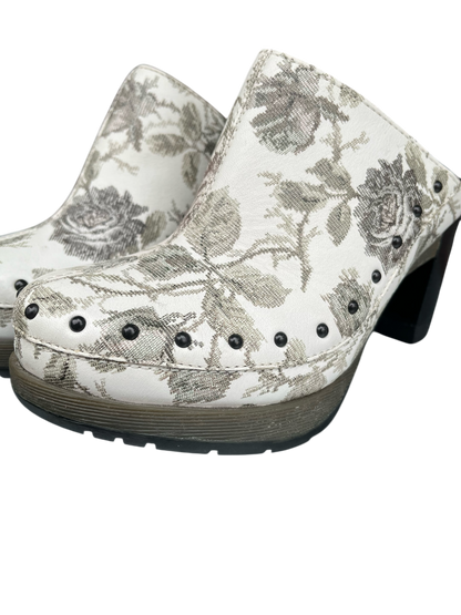 Dr. Martens Una flower clogs