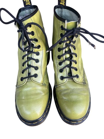 Dr. Martens 1460 MIE patent