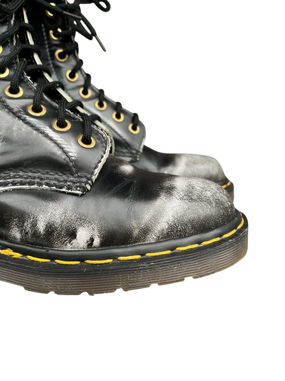 Dr. Martens 1460 MIE rub off