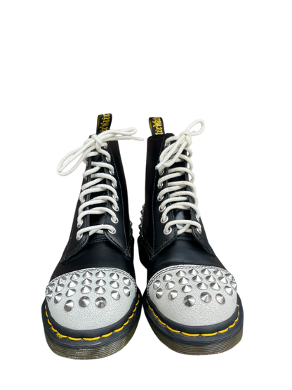 Dr. Martens Dai limited edition