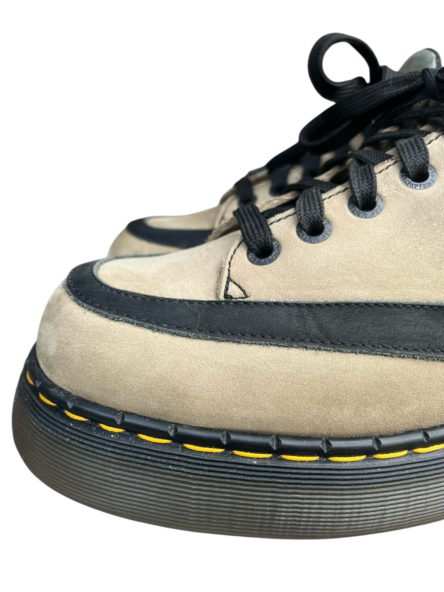 Dr. Martens 8345 MIE Buzz sole