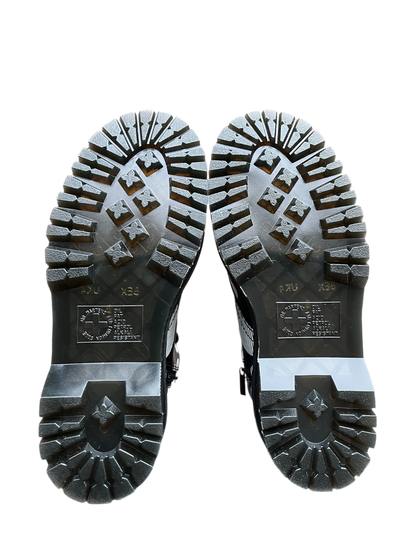 Dr. Martens Jadon polka dot