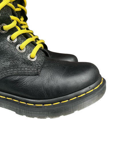 Dr. Martens Hazil Virginia