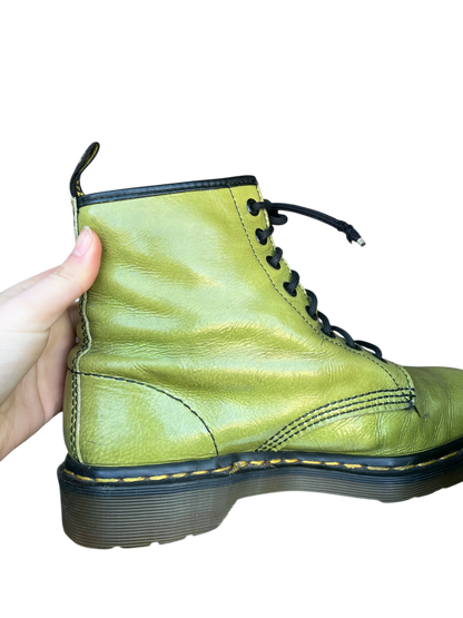 Dr. Martens 1460 MIE patent