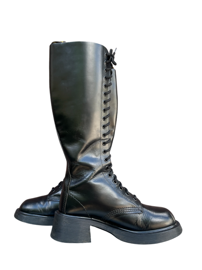 Dr. Martens 1420 MIE Jazz sole