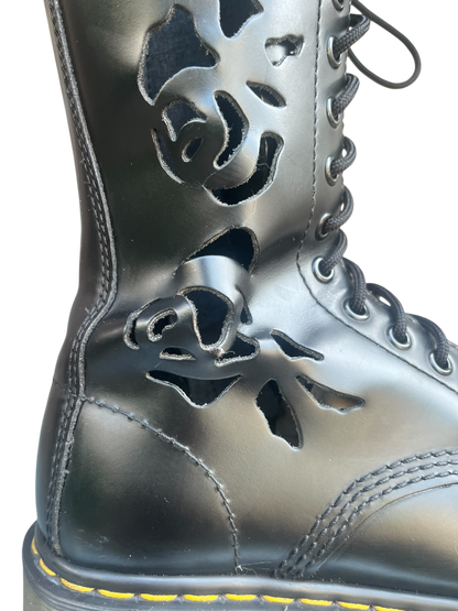 Dr. Martens Rosie cut-out mid calf boots