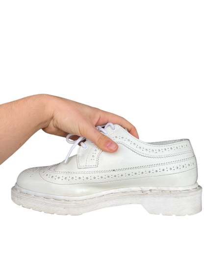 Dr. Martens 3989 Brogue wit