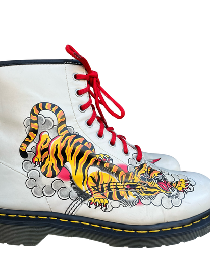 Dr. Martens 1460 x Grez backhand tattoo