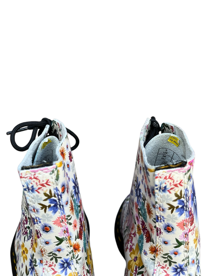 Dr. Martens 1460 Pascal Wanderlust