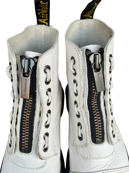 Dr. Martens Sinclair platform wit