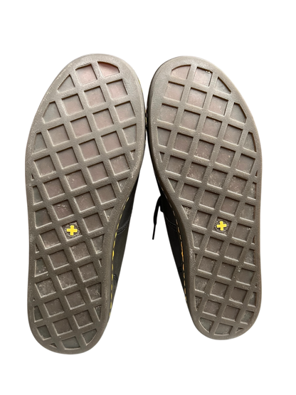 Dr. Martens Will greasy lamper