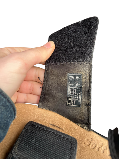 Dr. Martens Romi J Sandalen