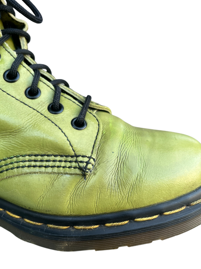 Dr. Martens 1460 MIE patent