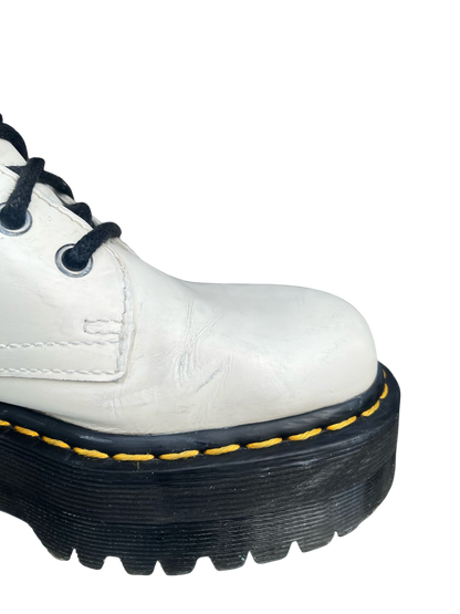 Dr. Martens Jadon platform wit