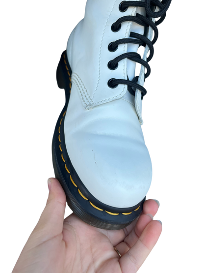 Dr. Martens 1460 wit
